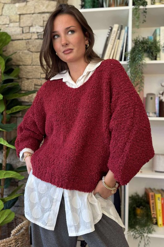 Hygge Boucle Slouch Knit Burgundy /19=